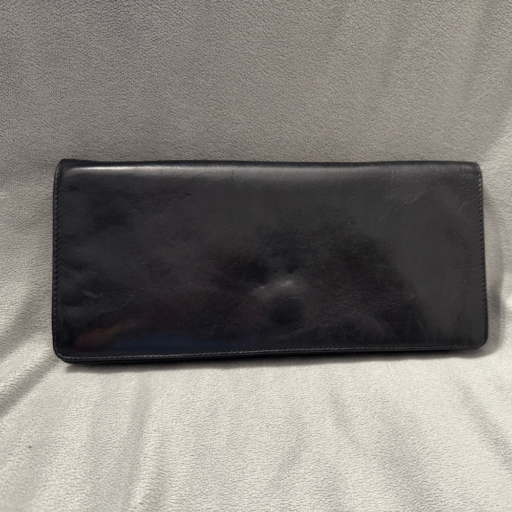 Hobo clutch/wristlet